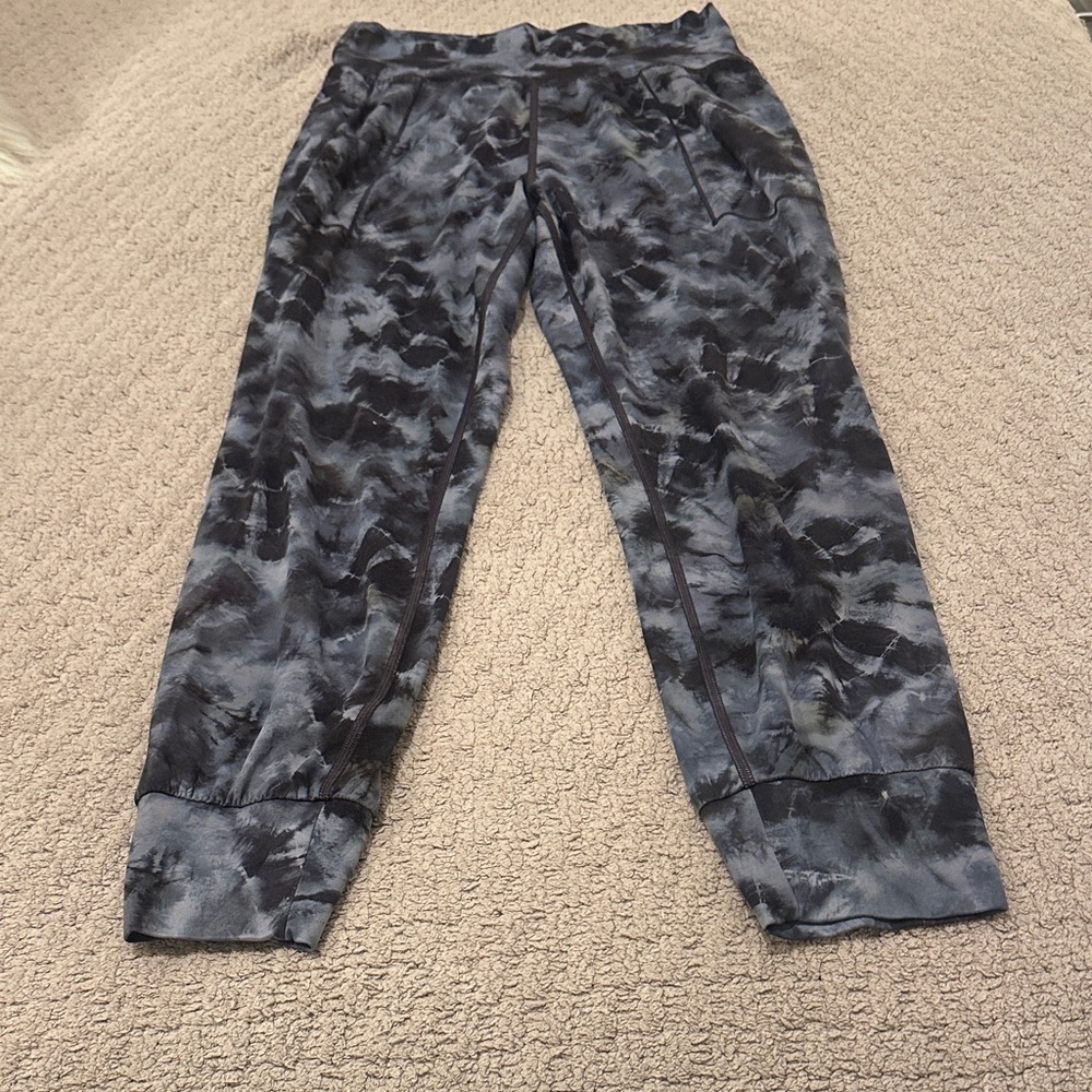 Athleta Gray Tie-Dye Jogger Pants